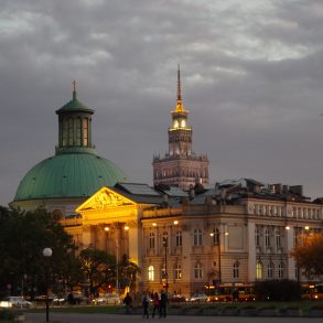 Zu sehen ist der Warschauer Józef-Piłsudski-Platz, Bild: Mateusz Opasiński