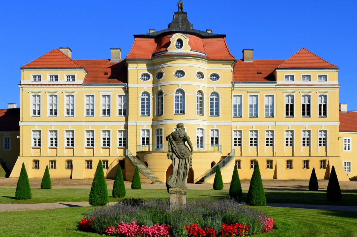 Zu sehen ist das Schloss von Rogalin, Bild: Bartosz MORĄG